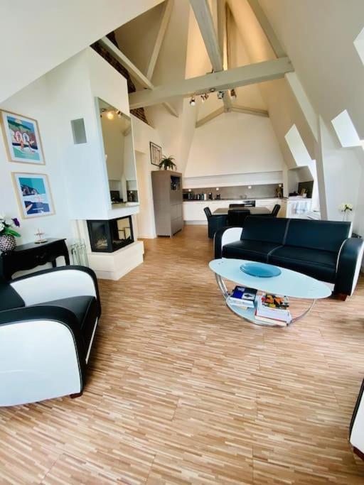 LE GRAND LARGE Superbe appartement vue sur mer Hautot-sur-Mer Extérieur photo